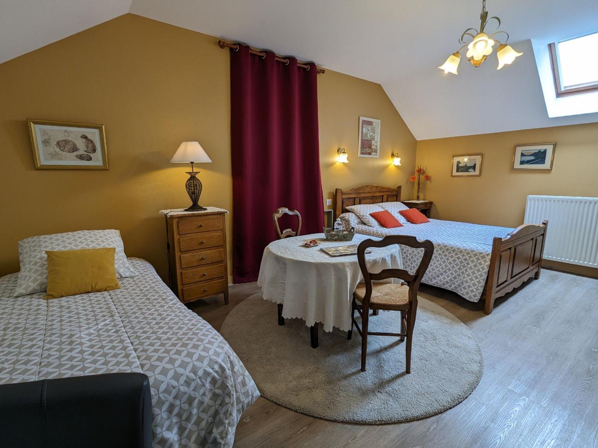 Charme Au Coeur Des Chateaux : Chambre D'Hotes Avec Wifi - Fr-1-590-329 Bed and Breakfast Tavers Eksteriør billede