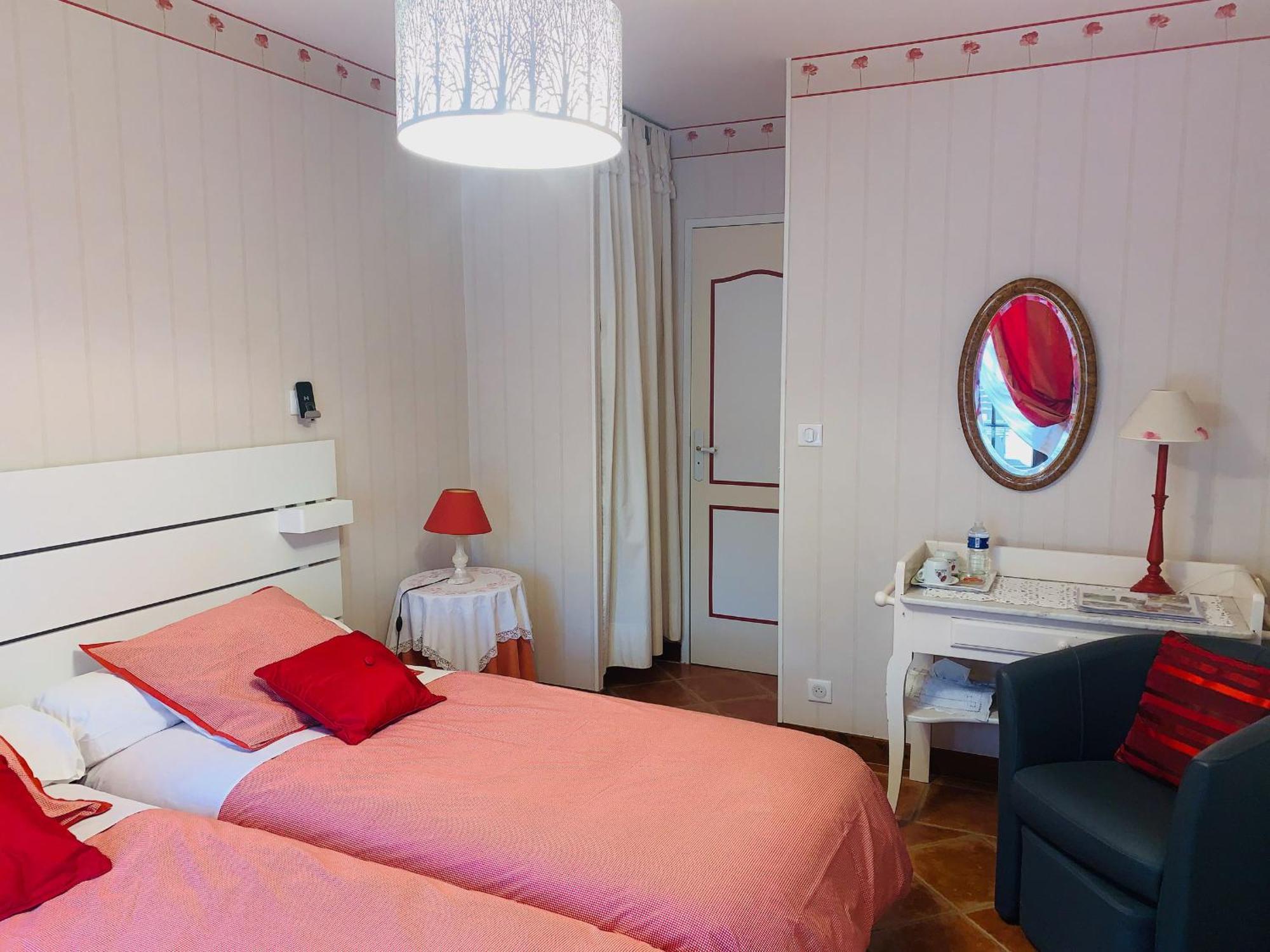 Charme Au Coeur Des Chateaux : Chambre D'Hotes Avec Wifi - Fr-1-590-329 Bed and Breakfast Tavers Eksteriør billede